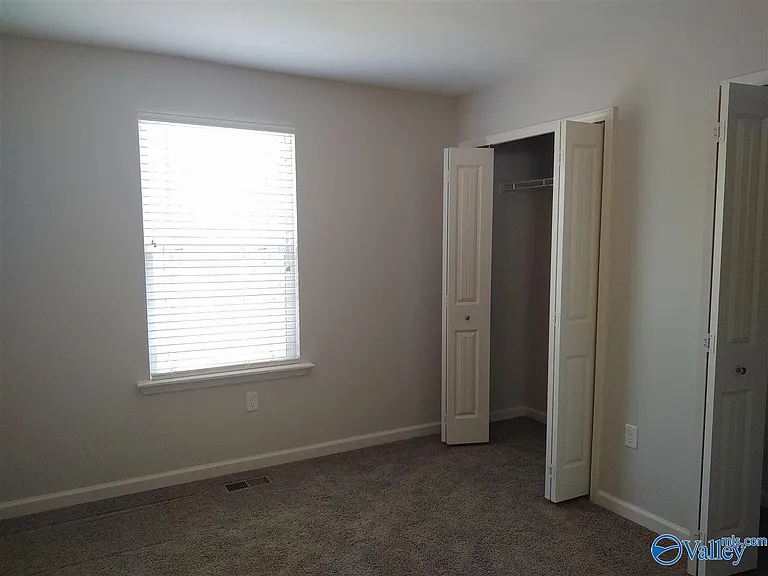 208 Falling Water Ln SW — Photo 15