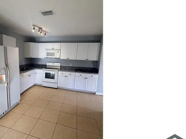 2209 19th St W, Bradenton, FL 34205