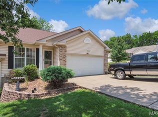 1911 Meriwether Dr, Washington, MO 63090