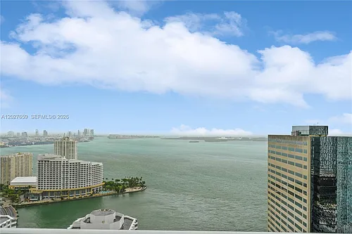 951 Brickell Ave Photo 1