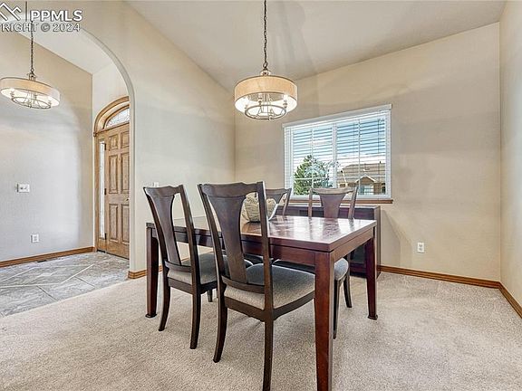 4th image of 9805 Treelake Dr