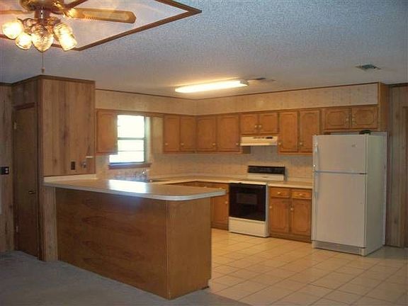 4th image of 54 Sherwood Acres Ln