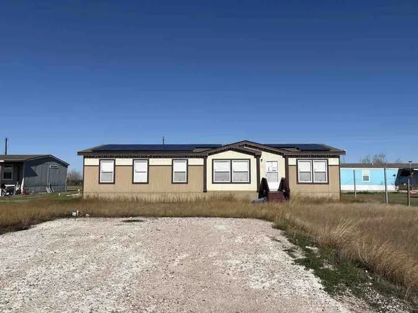 8418 Los Robles Ave, Alvin, TX 77511