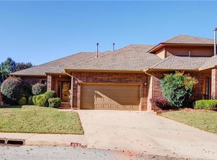 203 Woodbridge Cir, Edmond, OK 73012