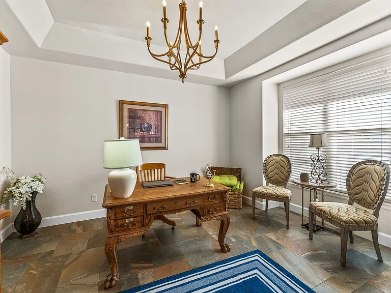 Equinox Dr — Photo 18