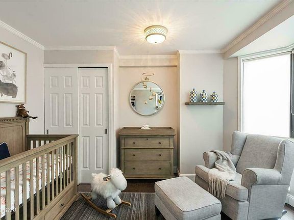 4th image of 1725 York Ave APT 8H