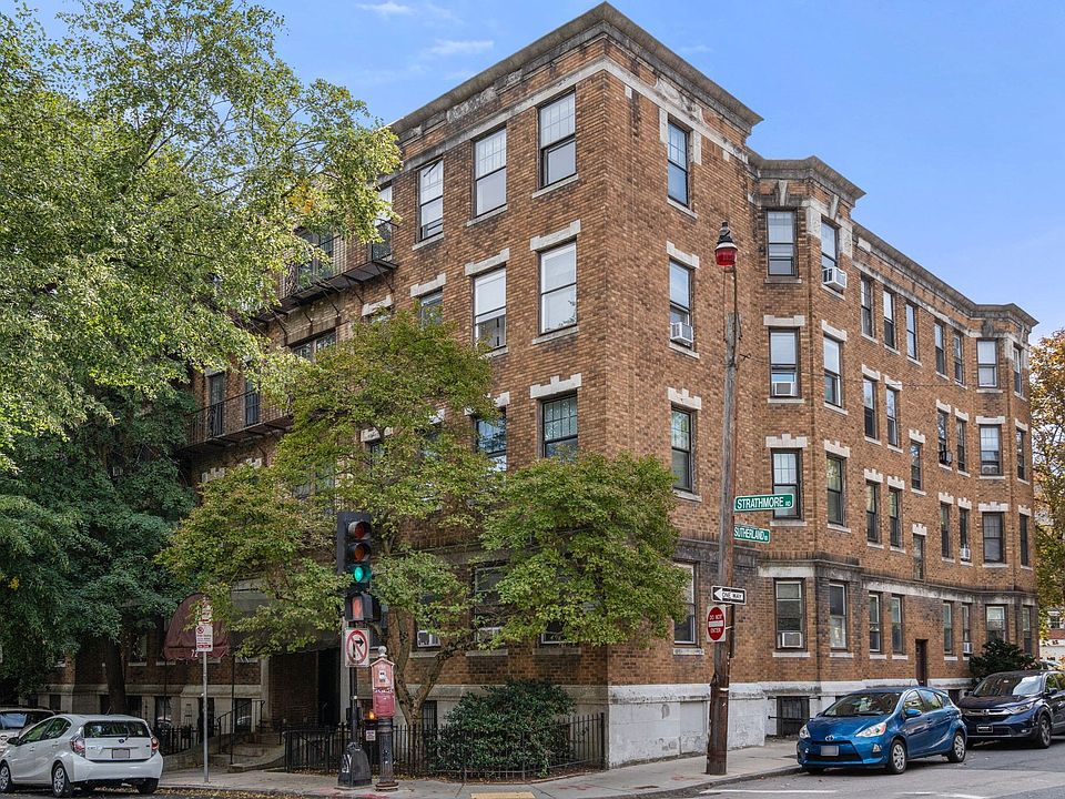 1st image of 72 Strathmore Rd APT 7B