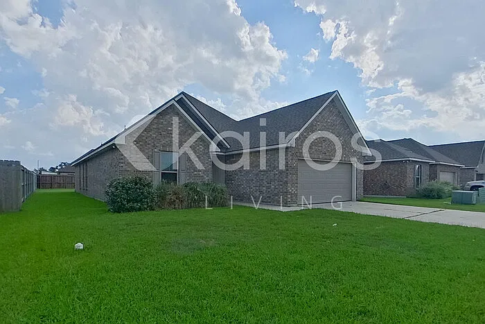 3 bed, 2.0 bath, 1657 sqft, $1,975 — Photo 4