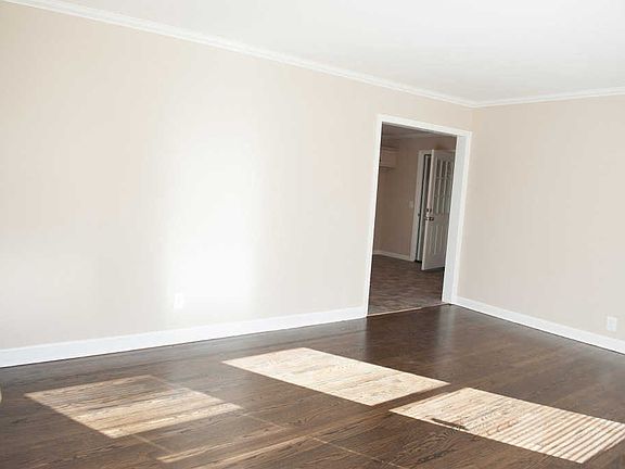 3rd image of 107 Bates St