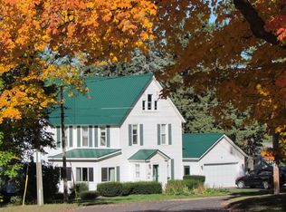 335 N Lawrence St, Ironwood, MI 49938