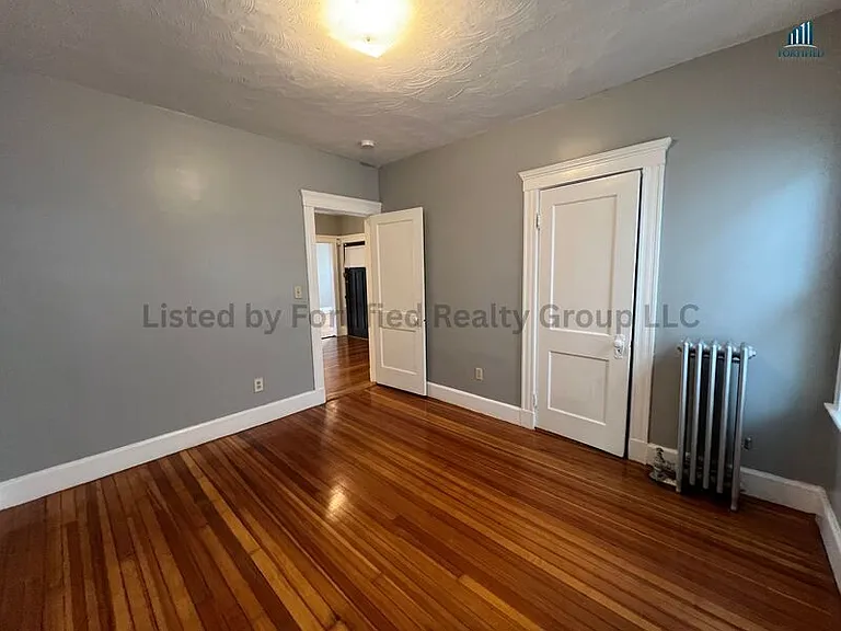 142 Washington St #1 — Photo 20