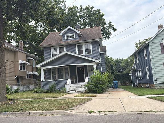 2nd image of 636 Garfield Ave