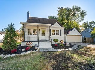 20352 Beatrice St, Livonia, MI 48152