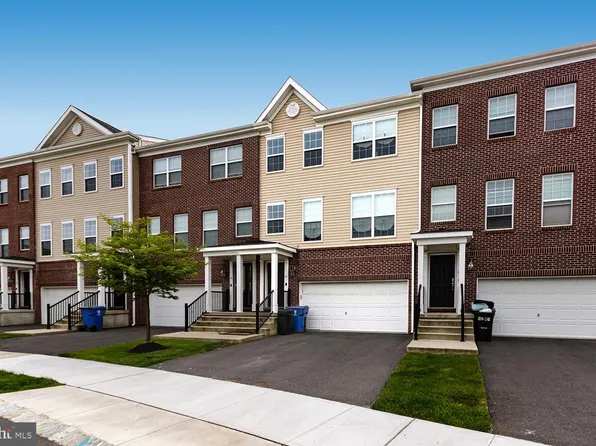 12 Kramer Ct, Florence, NJ 08518