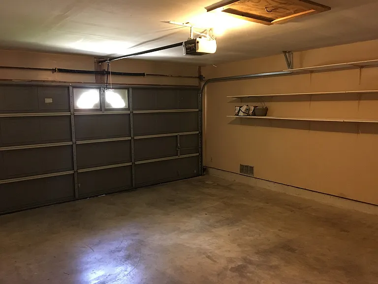 8003 Chestnut Manor Dr — Photo 13