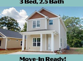 706 S Pollock St, Selma, NC 27576