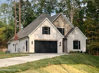 1482 Bronze Ln, Knoxville, TN 37922
