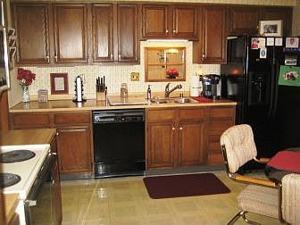 Kitchen Alternate View