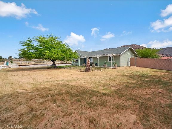 4th image of 17133 Mesquite Rd