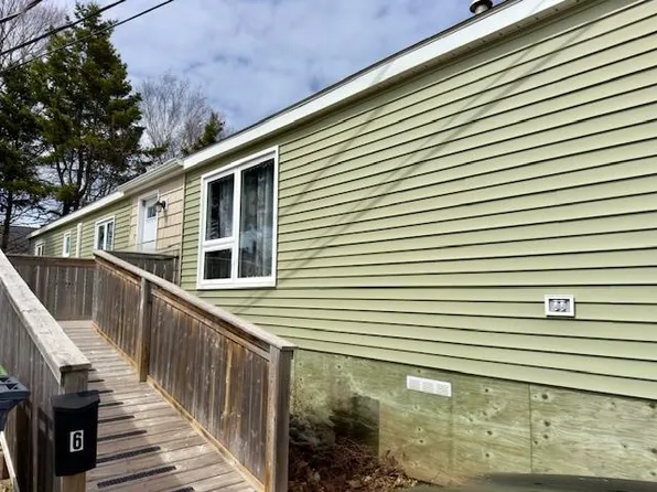 6 Sunshine Park, Summerside, PE C1N 5K2