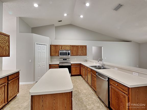 5th image of 2692 Tansboro Dr