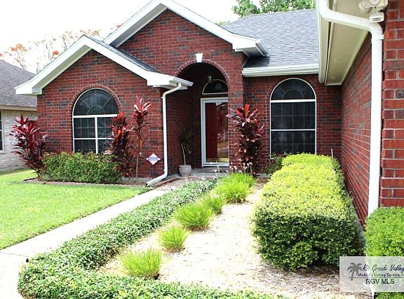 3rd image of 2605 Thomas Ln