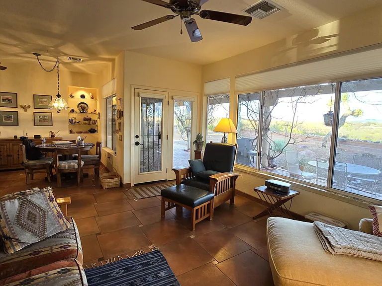 14770 N Windshade Dr — Photo 6