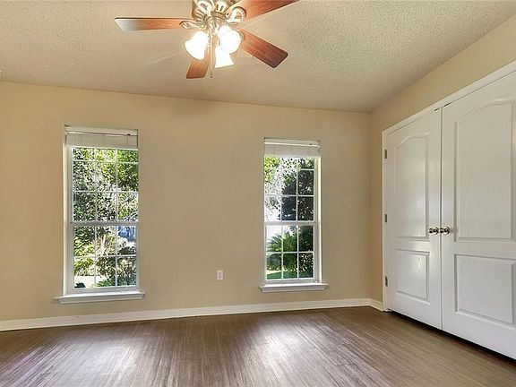 2nd image of 405 Millwood Dr