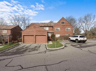 104 Apple Tree Ln, Brewster, NY 10509