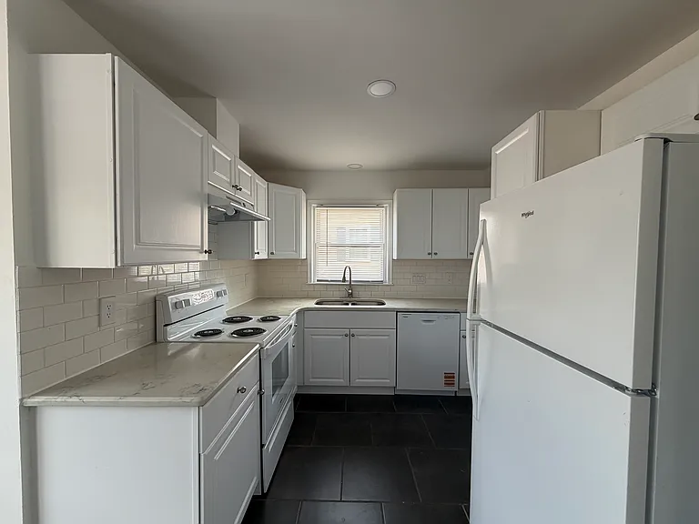 5701 Wildberry Dr — Photo 6