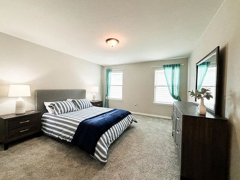 8134 Emmeline Dr — Photo 45