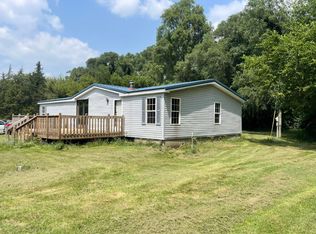 13830 Riverside Dr, Constantine, MI 49042