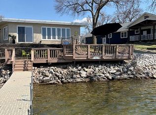 1835 Cornelia Dr, Clarion, IA 50525