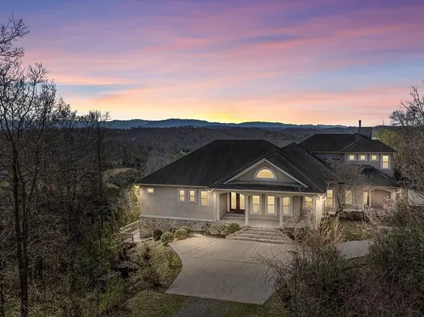 389 Roy Hays Way, Kodak, TN 37764