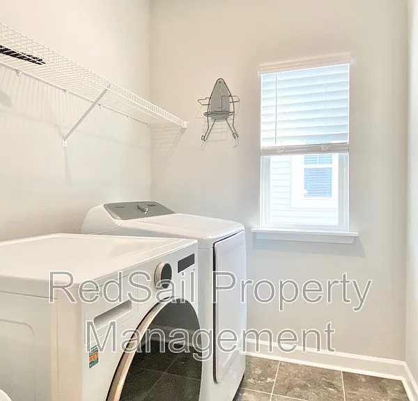 2000 Laycock Ln #102 — Photo 19