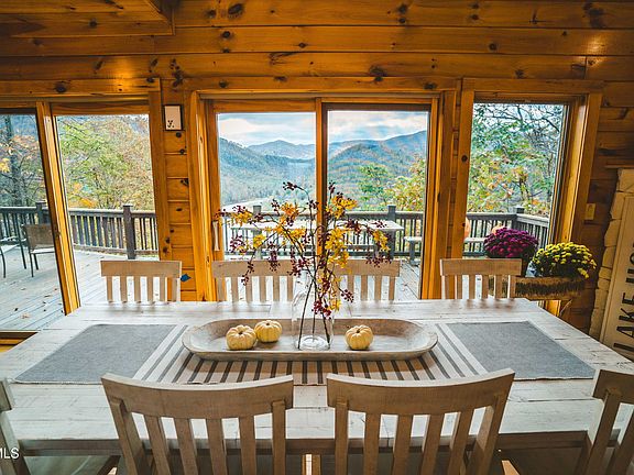 4th image of 397 Lake Cabin Ln