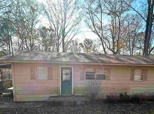 37 Thomas Rd, Alexander City, AL 35010