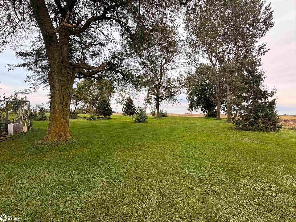 7th image of 20862 H Ave