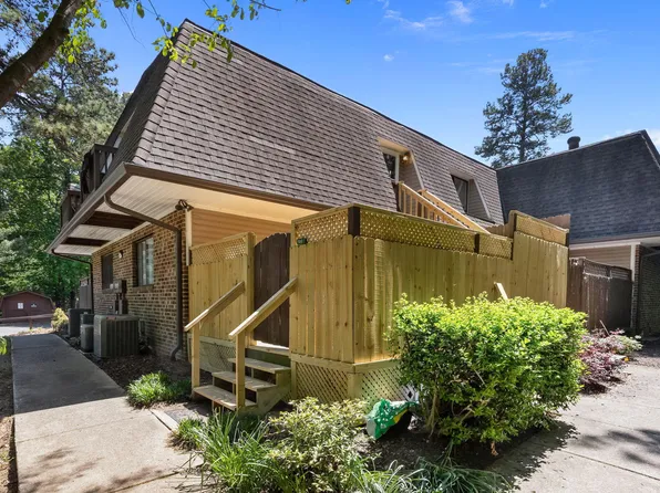 199 Summerwalk Cir, Durham, NC 27517