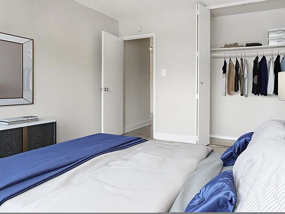 5th image of 42 E Sidney Ave #5F
