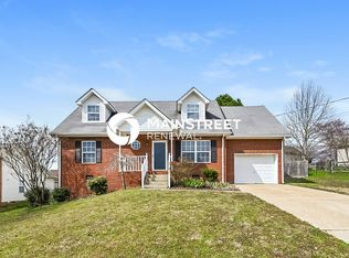 802 Pebble Beach Cir, Mount Juliet, TN 37122