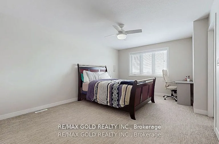 997 West Village Sq — Photo 18