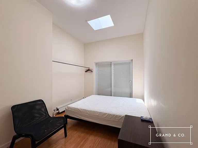 5913 67th Ave #2 — Photo 7
