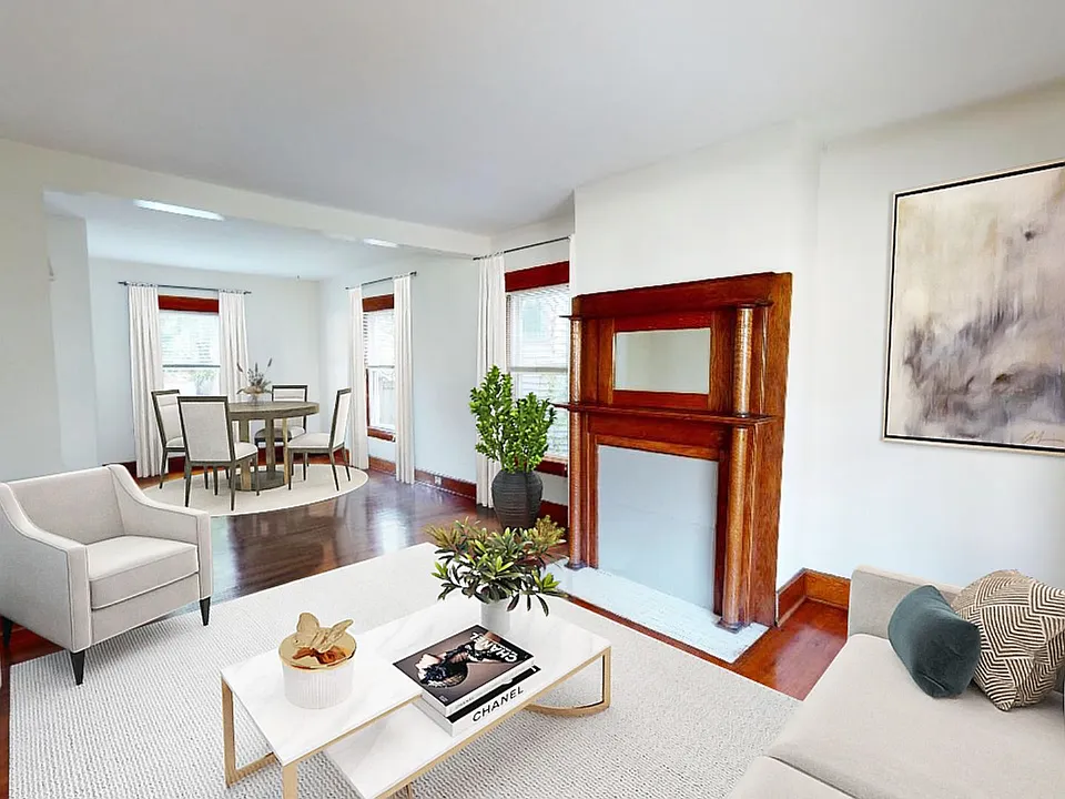 160 E Maynard Ave