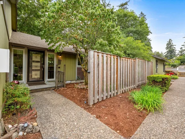 9070 SW 130th Ave, Beaverton, OR 97008