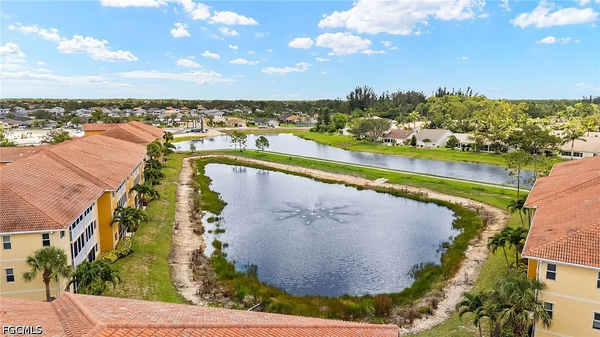 2 bed, 2.0 bath, 1224 sqft, $2,300 — Photo 1