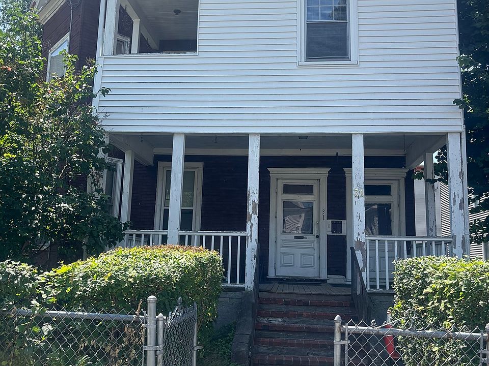 1st image of 31 Lawrence Ave