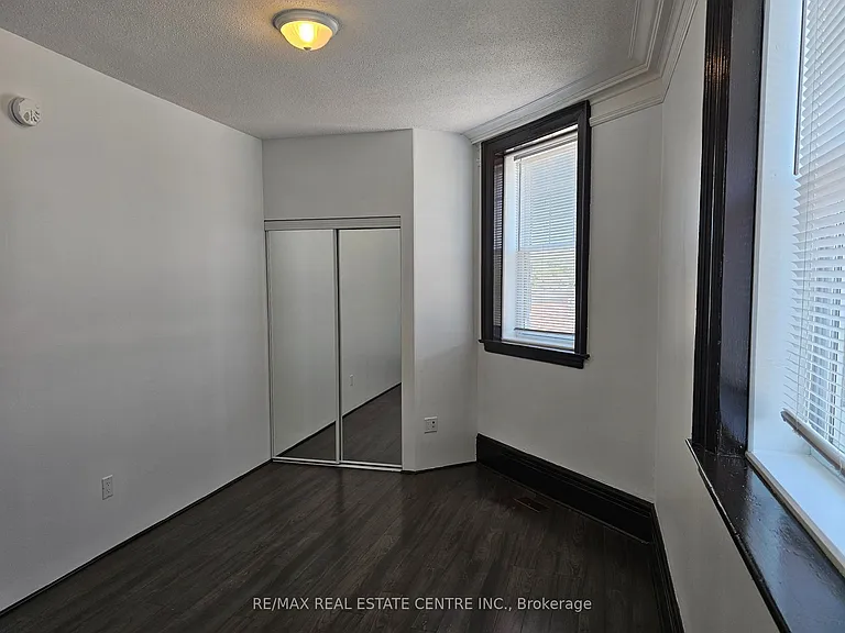 1 Mill St #1 — Photo 23