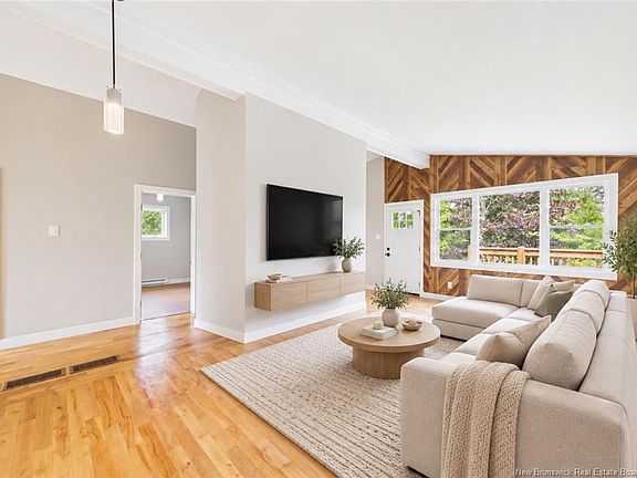 5th image of 3 Thomson Dr