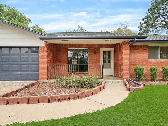 2nd image of 2108 Sago Drive